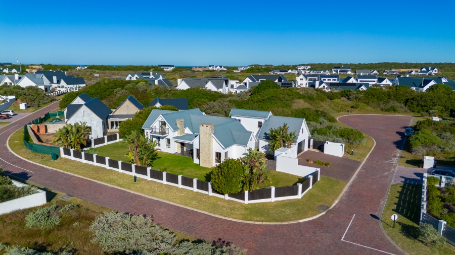 4 Bedroom Property for Sale in St Francis Links Eastern Cape